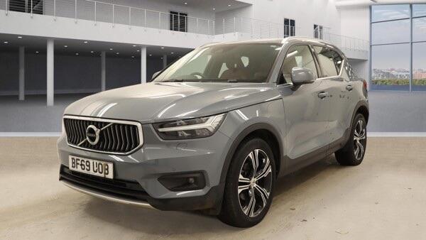 2020 Volvo XC40