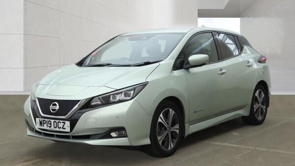 2019 NISSAN LEAF