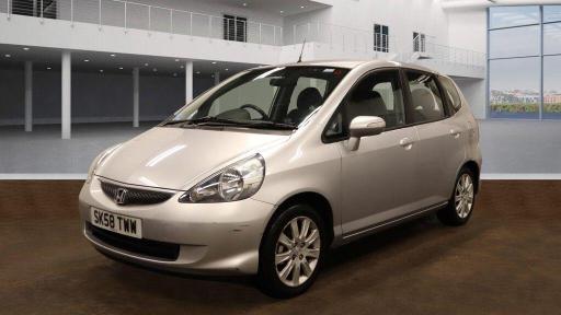 2008 JAZZ 1.4 I DSI SE CVT 7 5DR PRICE 4,999 MONTHLY PRICE FROM... photo