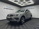 Volkswagen Touareg 3.0 TDI V6 BlueMotion Tech R-Line Tiptronic 4WD Euro 6 (s/s) 5dr
